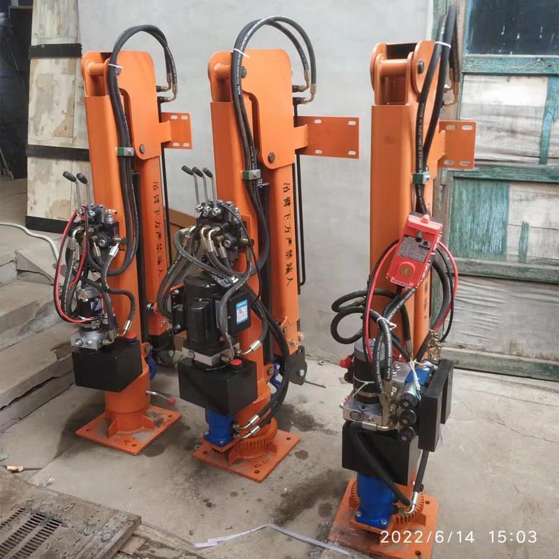 邢台县重汽蓝牌随车吊 3.2吨 国六动力强 液压驱动 农用自卸起重机